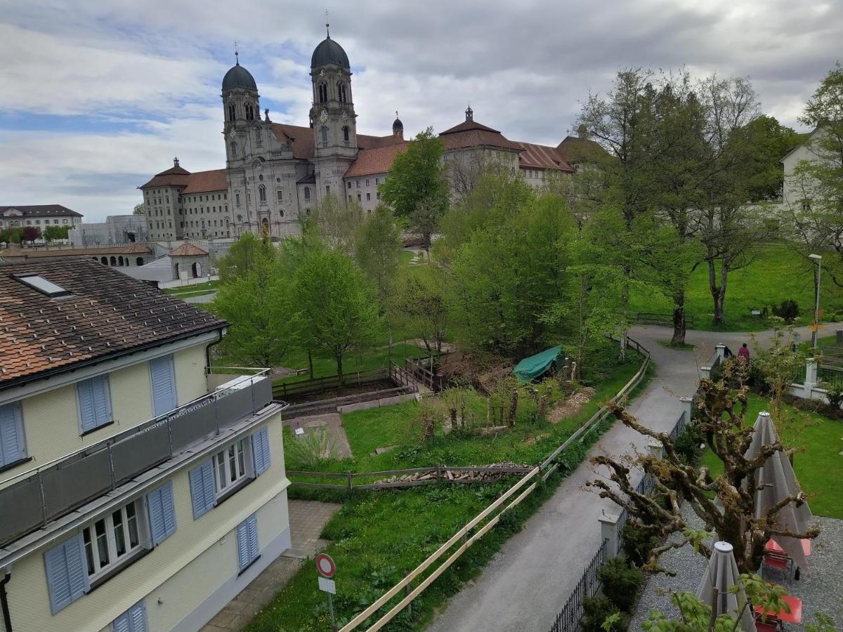Gasthaus Meinradsberg Einsiedeln Exterior foto