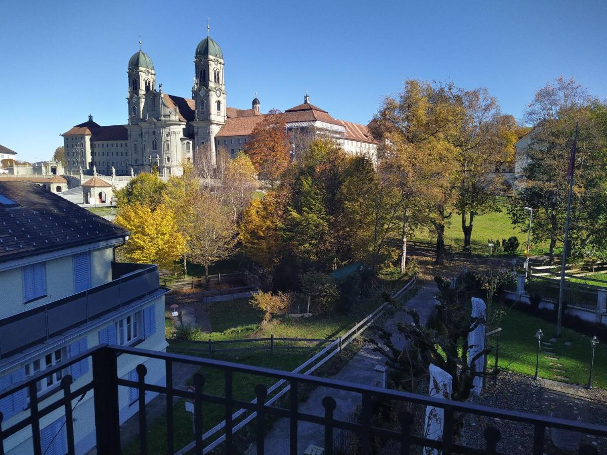 Gasthaus Meinradsberg Einsiedeln Exterior foto